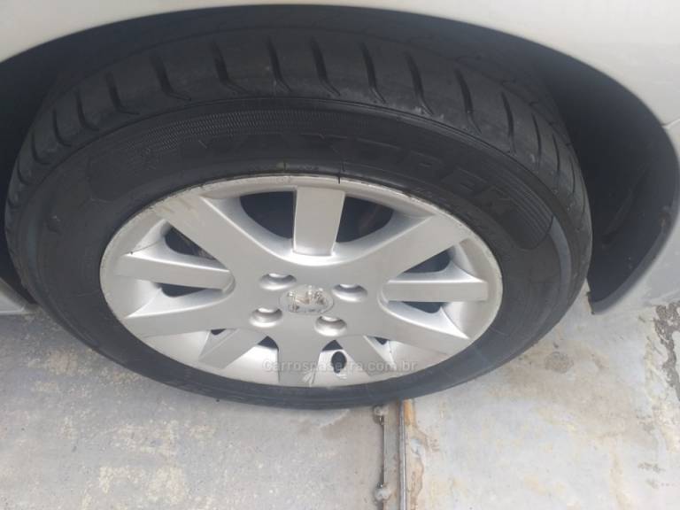PEUGEOT - 207 - 2012/2012 - Prata - R$ 24.900,00