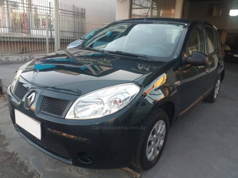 RENAULT - SANDERO - 2010/2010 - Verde - R$ 26.900,00