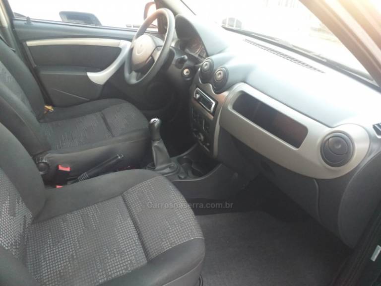 RENAULT - SANDERO - 2010/2010 - Verde - R$ 26.900,00