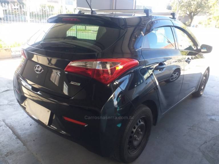HYUNDAI - HB20 - 2013/2013 - Preta - R$ 41.900,00