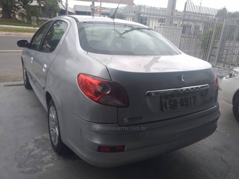 PEUGEOT - 207 - 2012/2012 - Prata - R$ 24.900,00