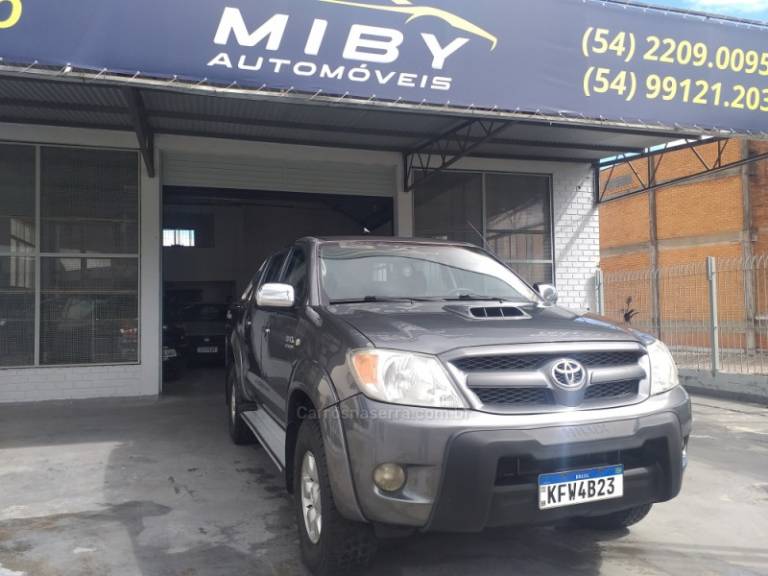 TOYOTA - HILUX - 2008/2008 - Cinza - R$ 109.900,00