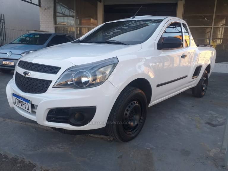 CHEVROLET - MONTANA - 2013/2013 - Branca - R$ 37.900,00