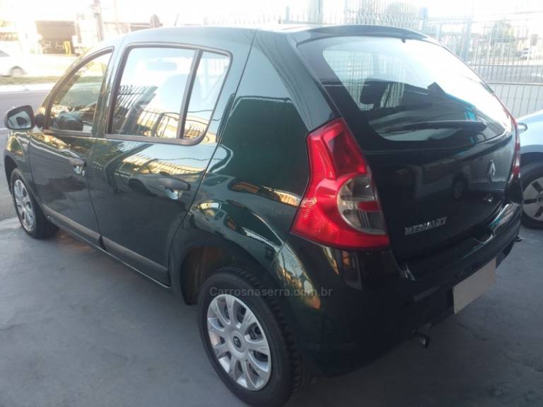 RENAULT - SANDERO - 2010/2010 - Verde - R$ 26.900,00
