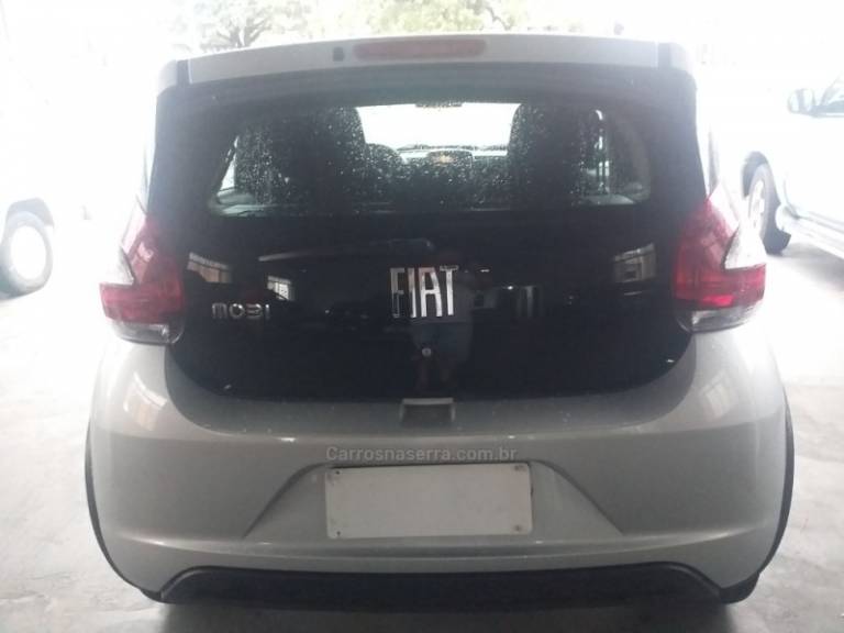 FIAT - MOBI - 2021/2021 - Prata - R$ 46.900,00