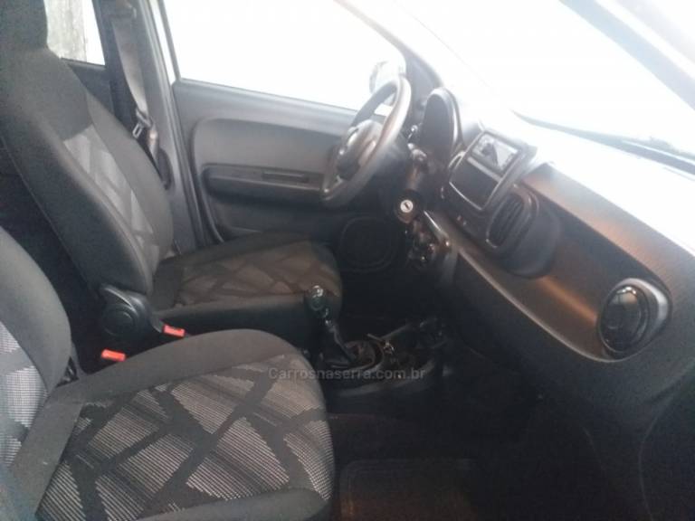 FIAT - MOBI - 2021/2021 - Prata - R$ 46.900,00