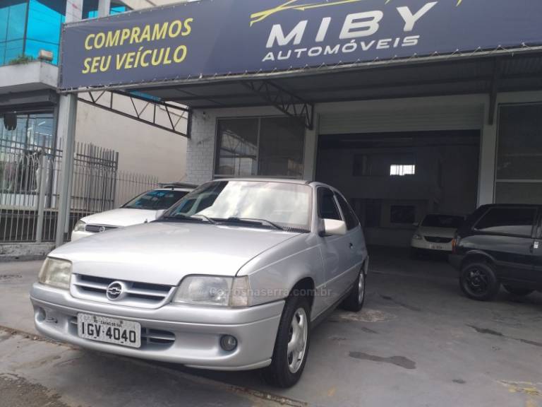 CHEVROLET - KADETT - 1998/1998 - Prata - R$ 21.900,00